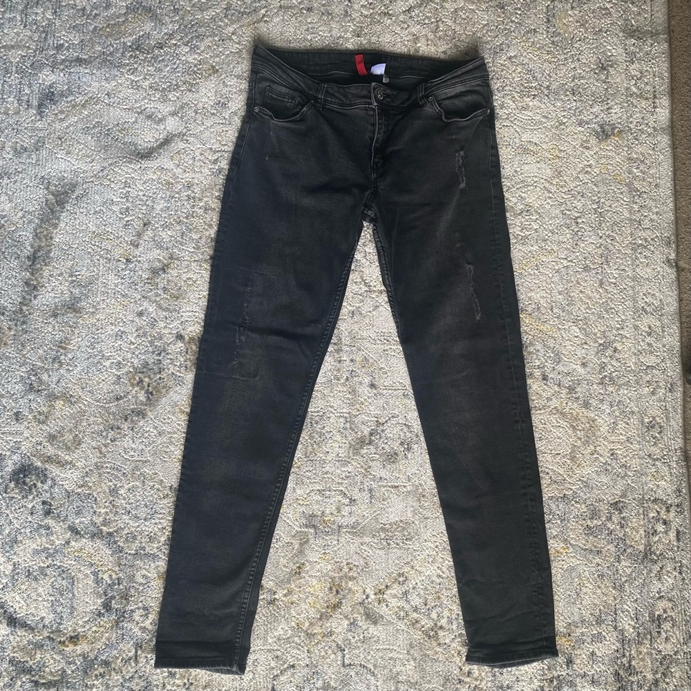 Black Distressed Divided Skinny Jeans Mid Rise